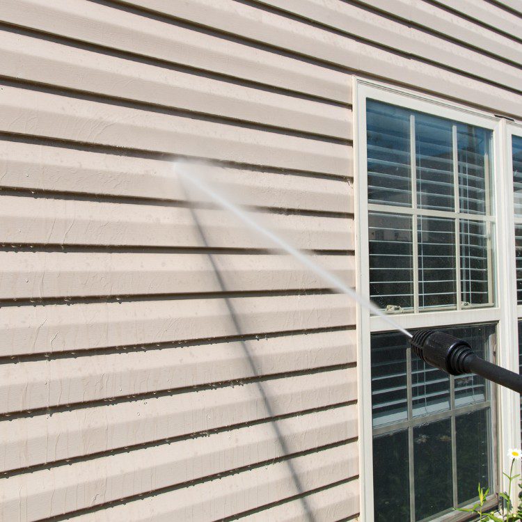 Pressure washing in Santa Paula, CA